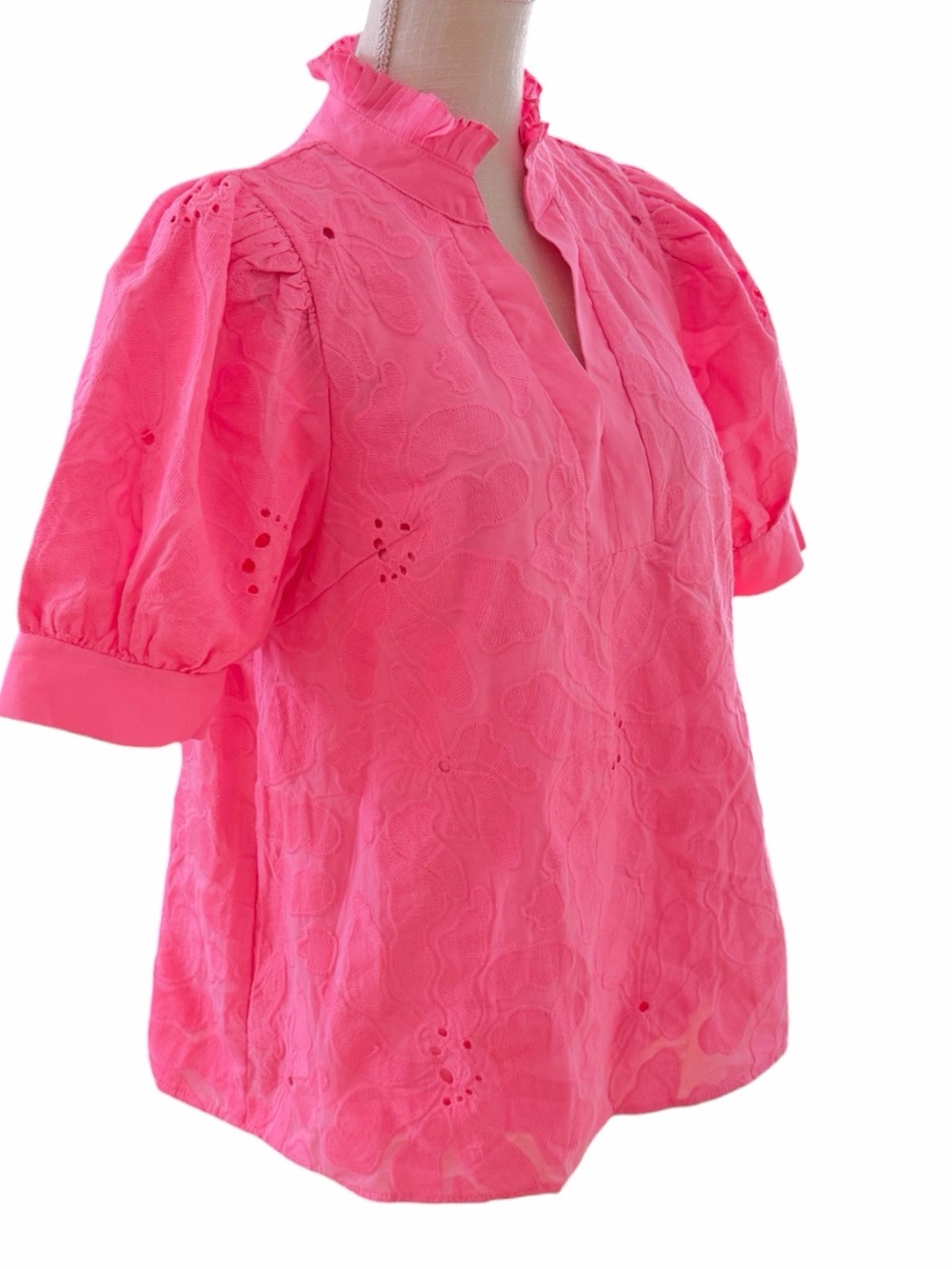 Entro Hot Pink Floral Eyelet Ruffle Neck Puff Sleeve Blouse Size M - Picture 3 of 13